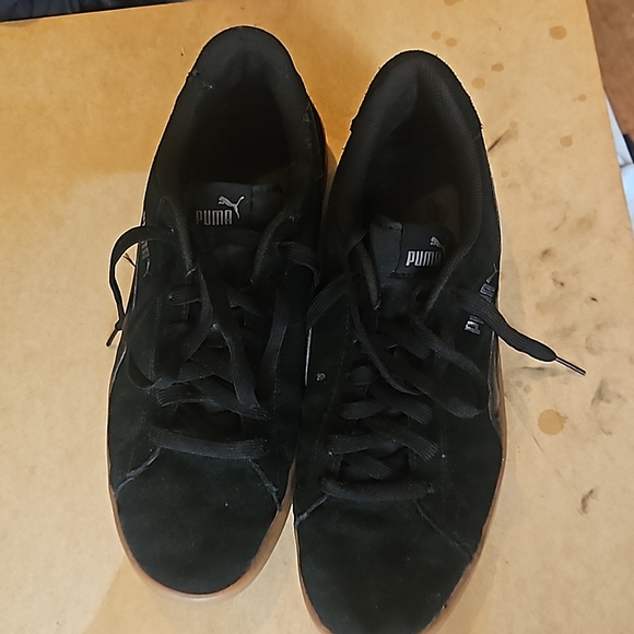 All Black Puma Size 11 US Shoes - Picture 1 of 5
